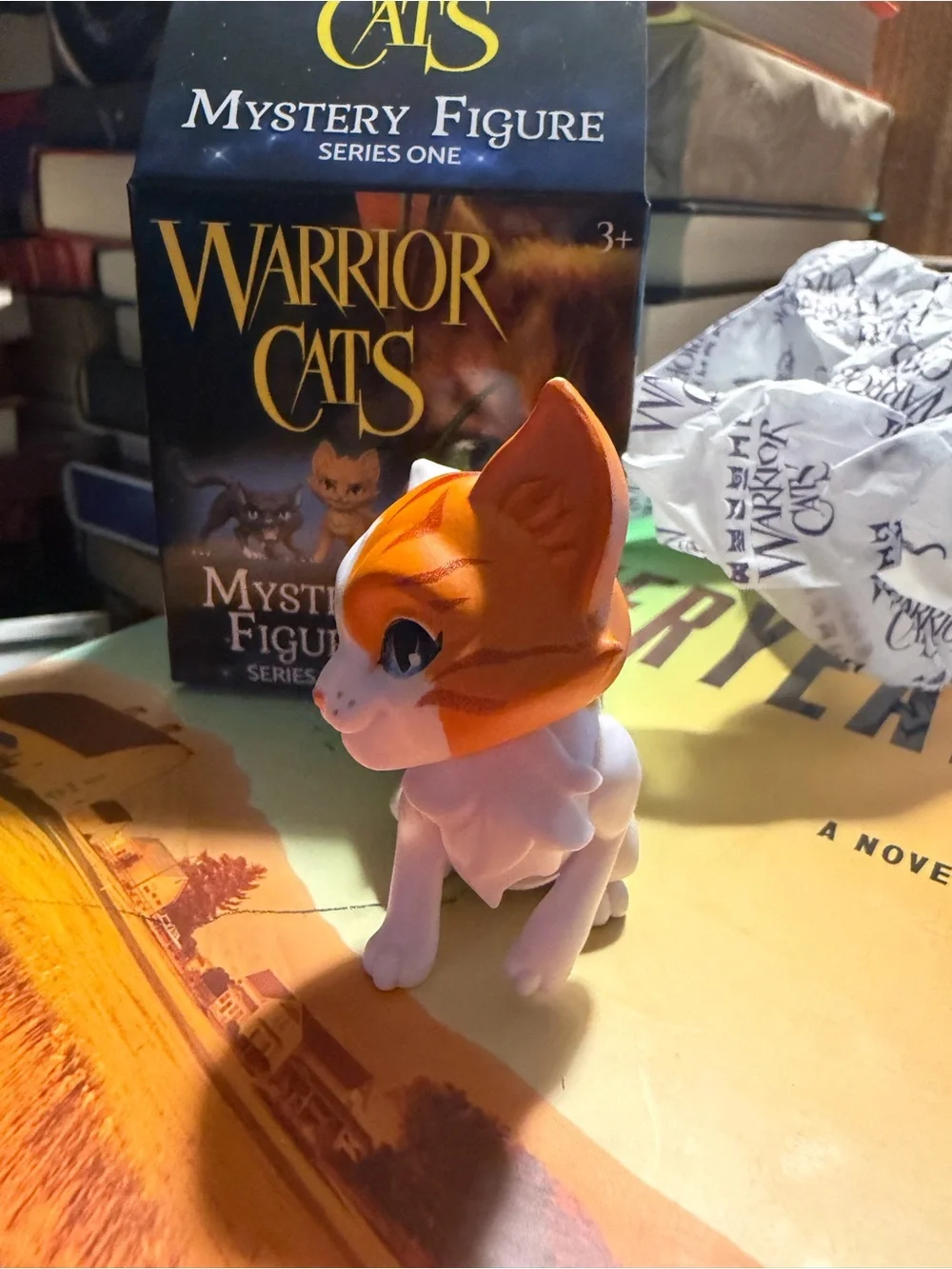 Warrior Cats Mystery Figure - Brightheart - Orange & White Calico Cat